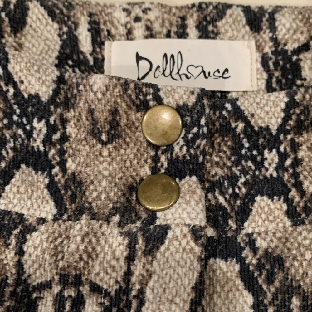 DOLLHOUSE Pants - Picture 5 of 6